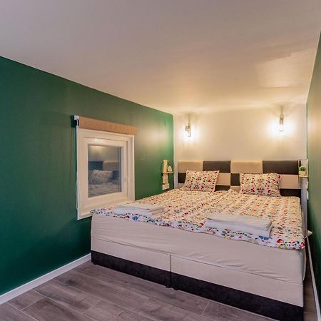 Full Equipment Designed Apartment In The Heart Of Budapest For 4 People エクステリア 写真